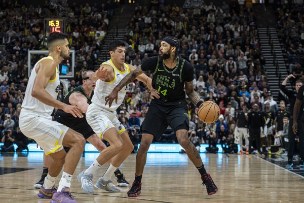 龙辉配资 美职联推荐：鹈鹕二番战欲复仇 爵士齐装满员迎强敌