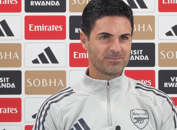 优配物料 塔帅：我和哲凯赖什说若不能承受连场不进球的压力就去别处